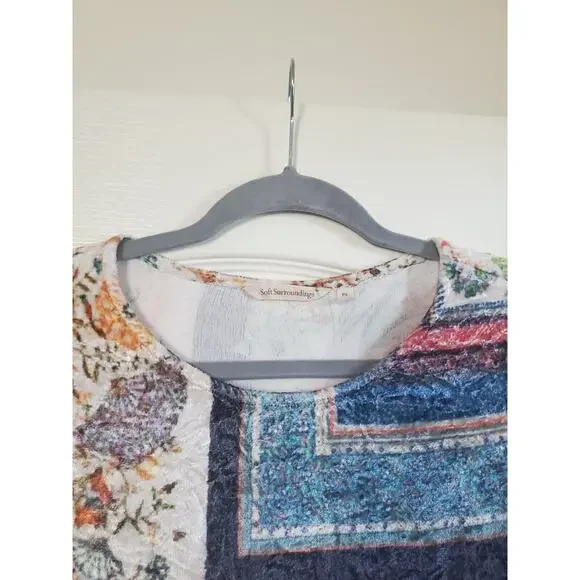 Soft Surroundings Multicolor Floral Patchwork Crushed Velvet Ashbury Top Sz PS - Picture 3 of 11